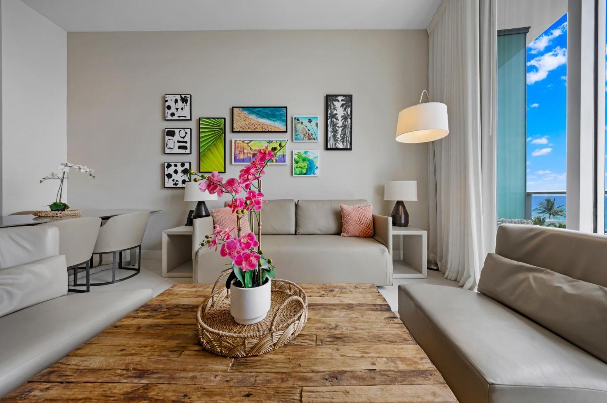 Wake Up To The Sound Of Waves In A Stylish Condo In A Luxury Resort Голлівуд Екстер'єр фото