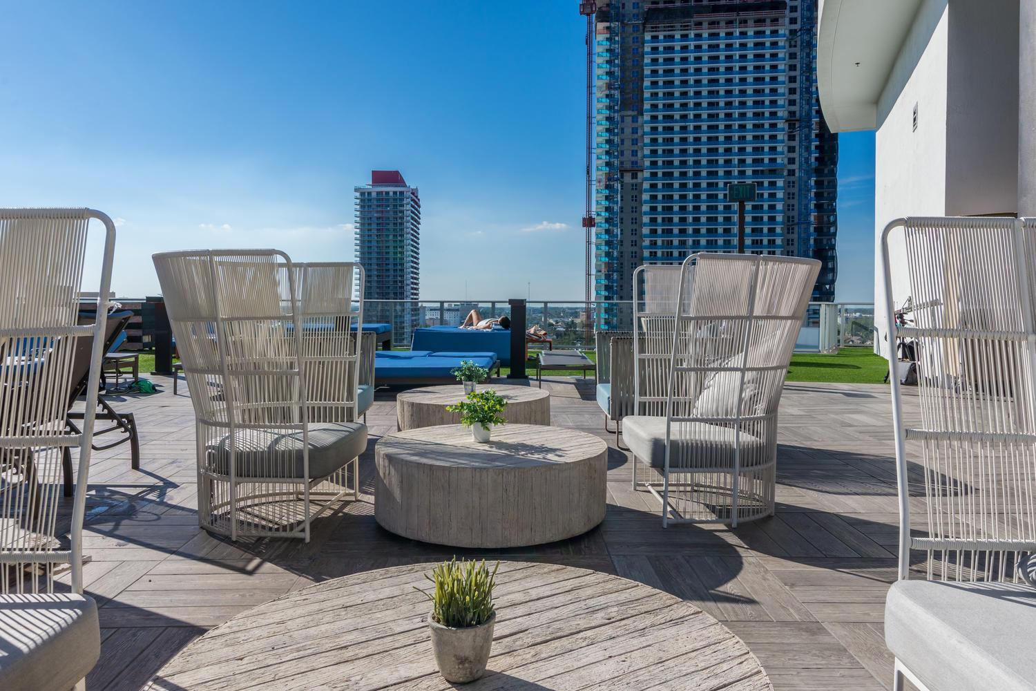 Wake Up To The Sound Of Waves In A Stylish Condo In A Luxury Resort Голлівуд Екстер'єр фото