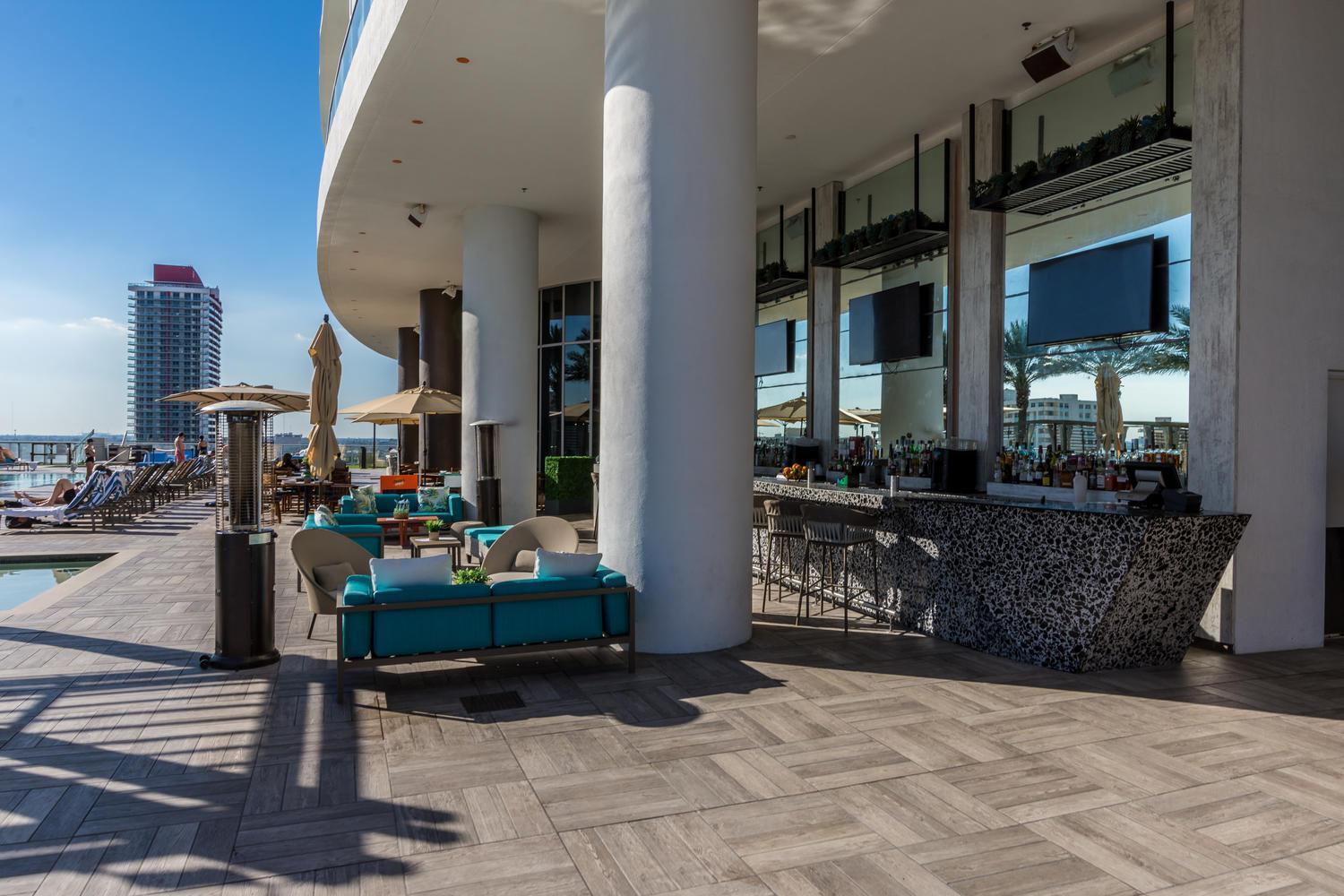 Wake Up To The Sound Of Waves In A Stylish Condo In A Luxury Resort Голлівуд Екстер'єр фото